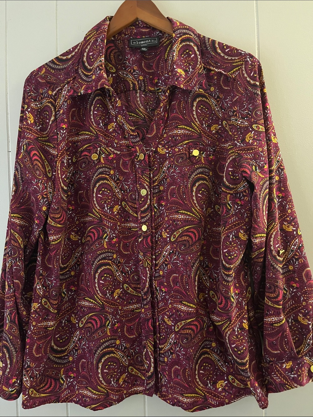 Elementz Women's Burgundy Paisley Button-Down Shirt with Gold Accents